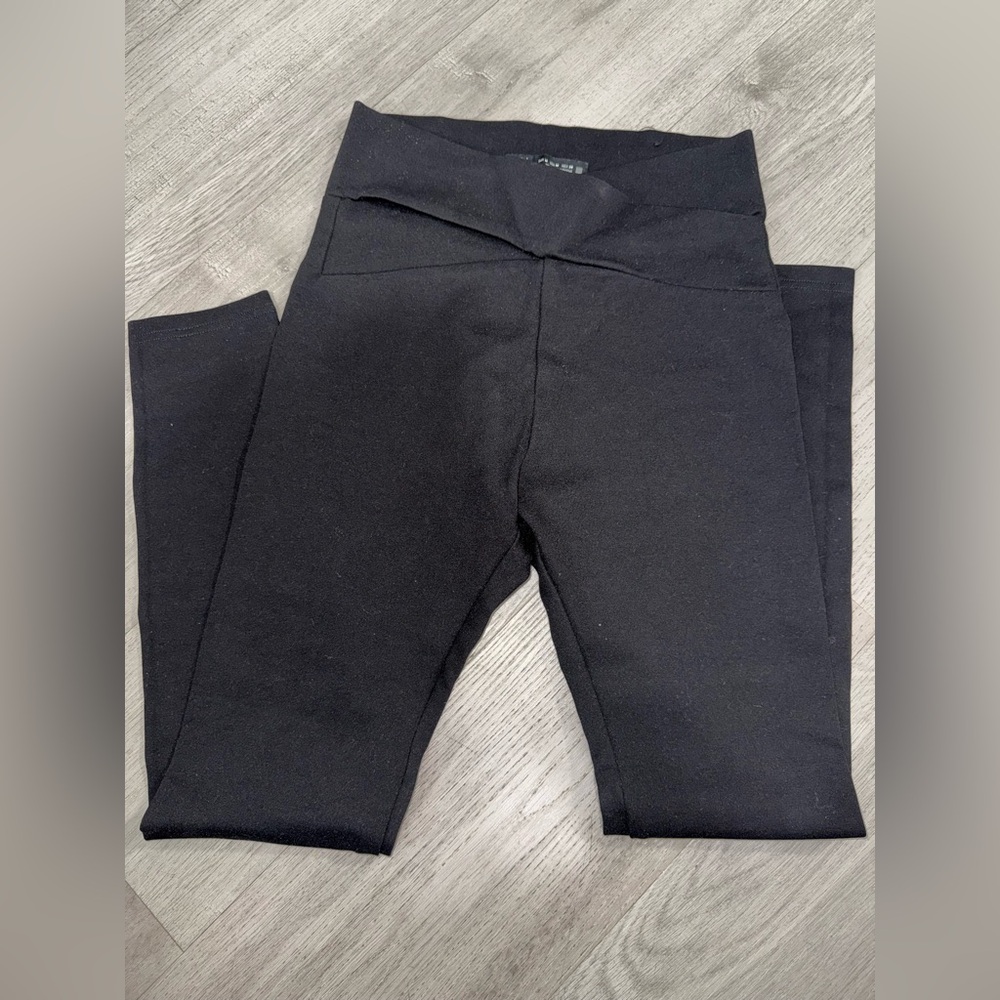 ZARA Black Crisscrossed Waistband Leggings
